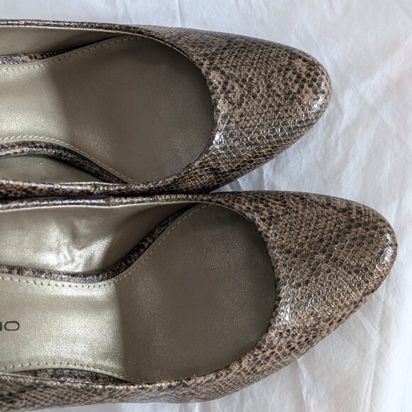 BANDOLINO Courteous Lizard Pumps Women's Size 7.5 - Picture 5 of 6